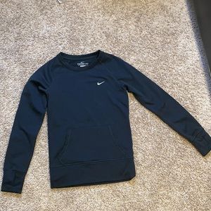 Black Nike Therma-Fit sweatshirt XS